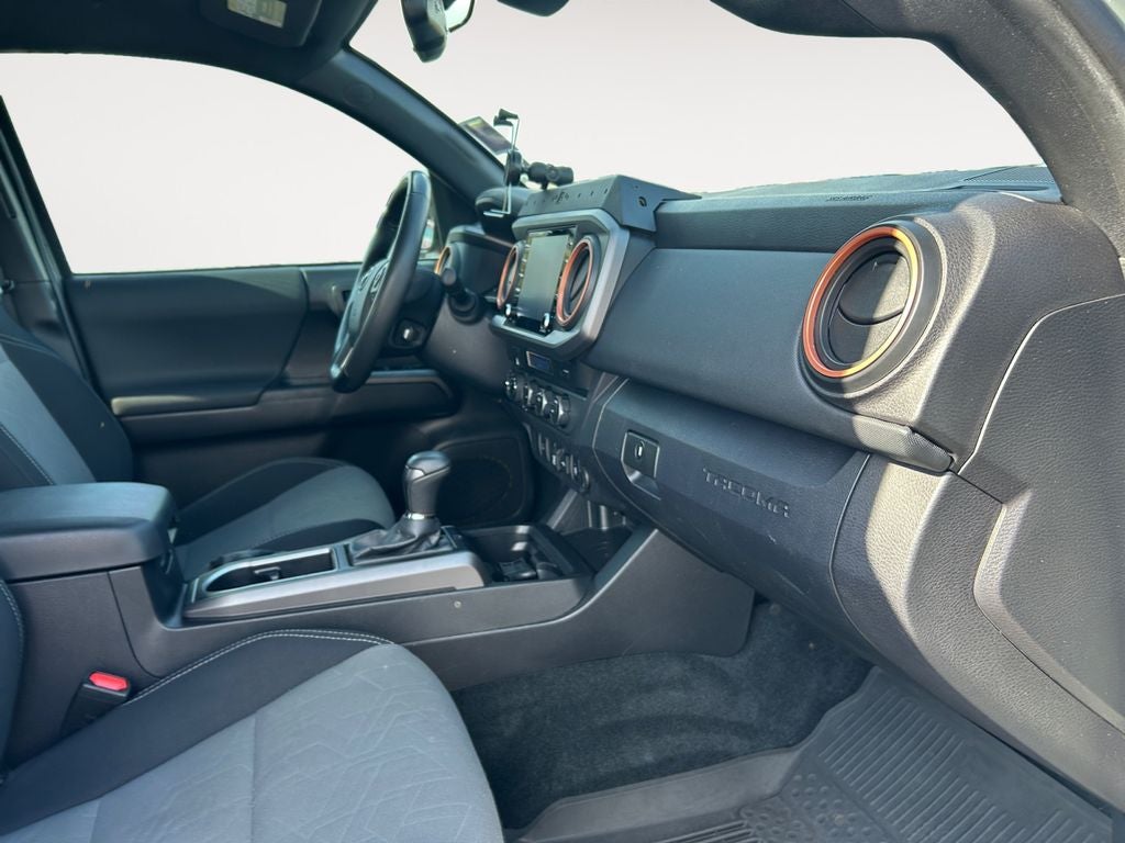 2022 Toyota Tacoma TRD Off-Road V6