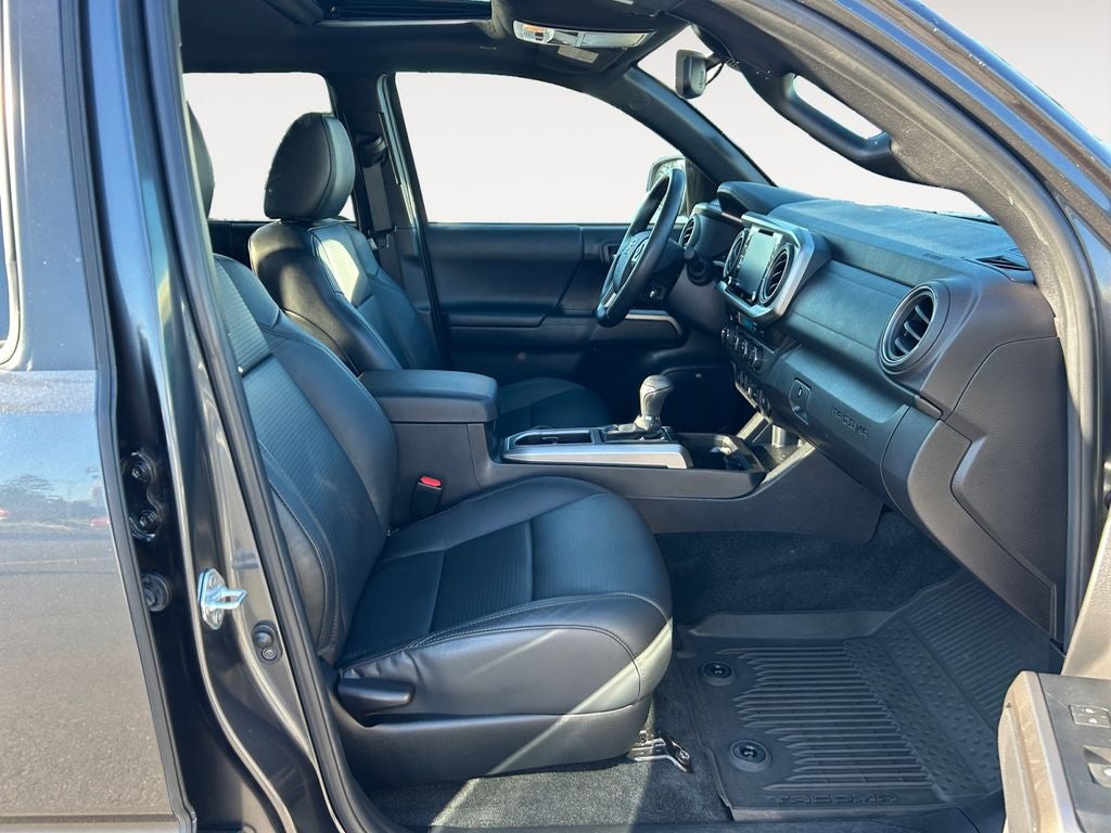 2023 Toyota Tacoma Limited V6