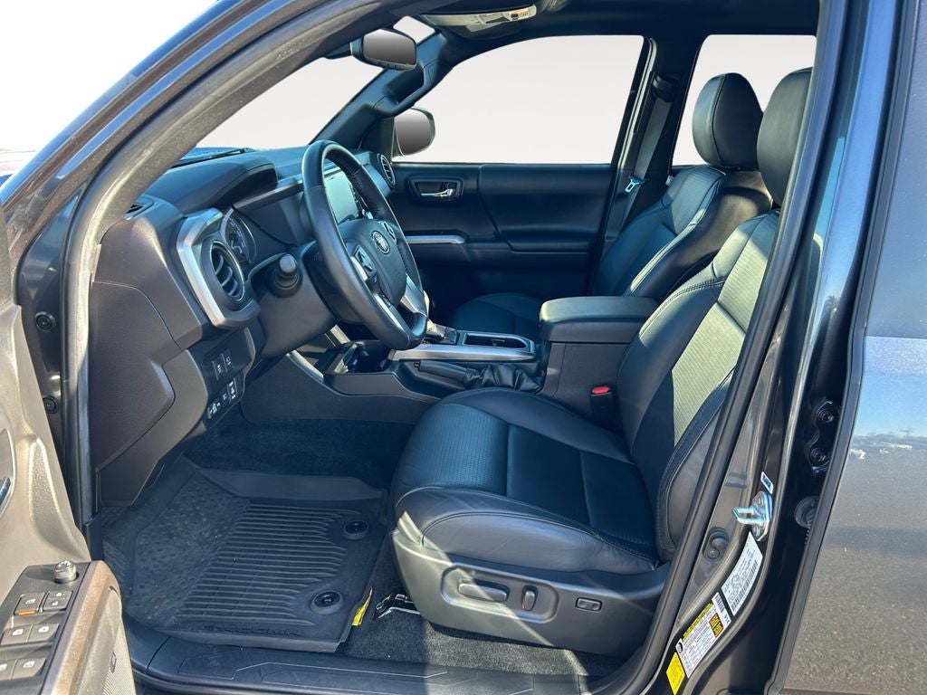 2023 Toyota Tacoma Limited V6