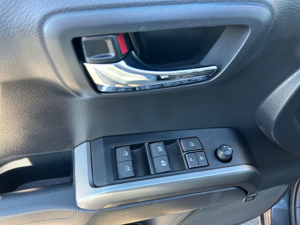 2023 Toyota Tacoma Limited V6