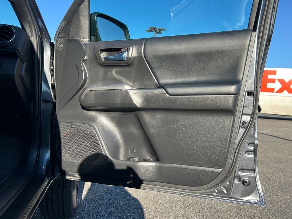 2023 Toyota Tacoma Limited V6