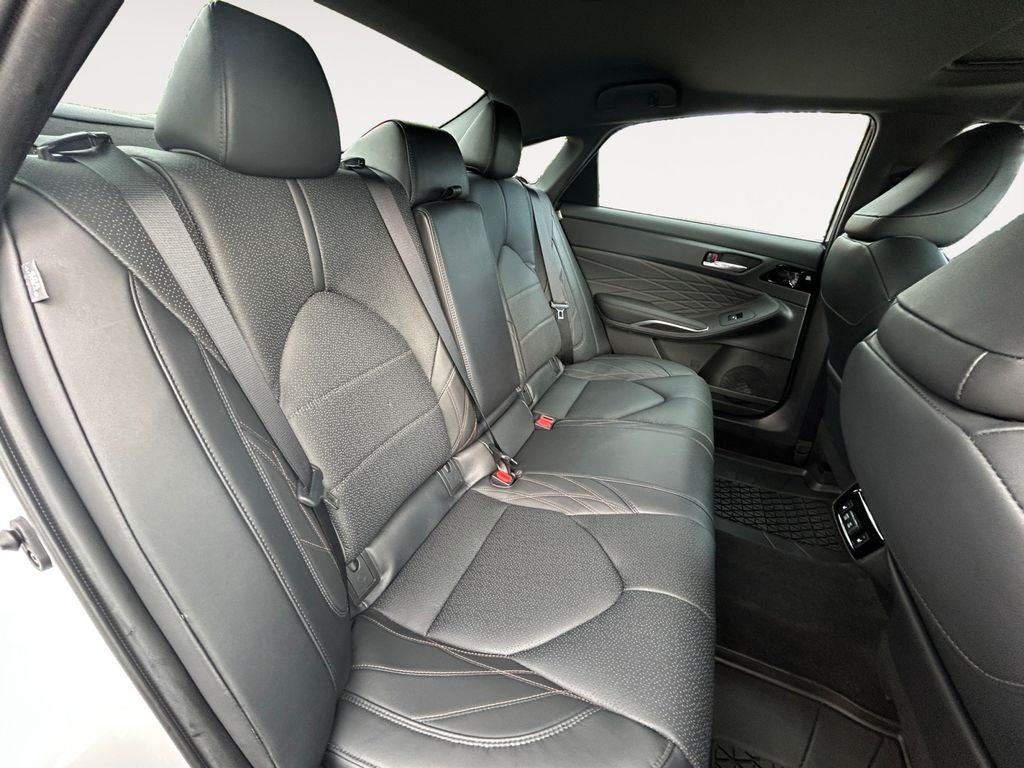 2022 Toyota Avalon Hybrid Limited