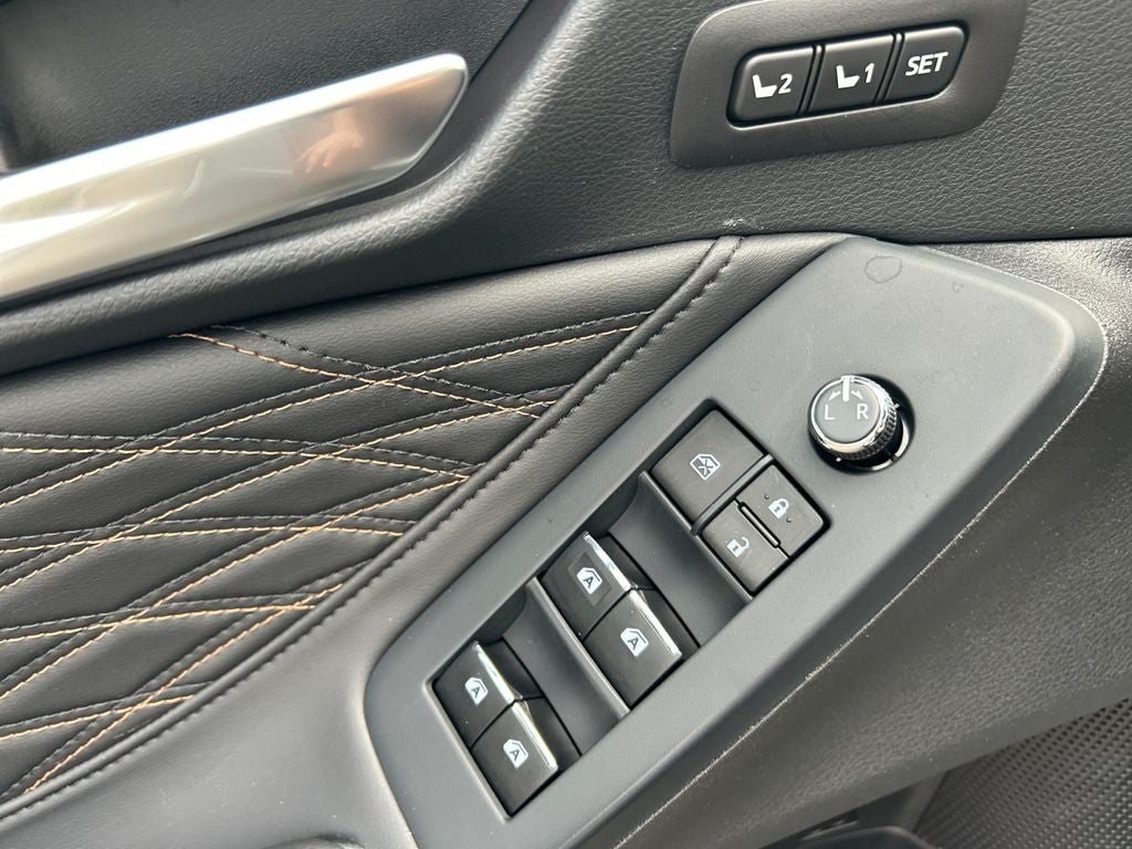 2022 Toyota Avalon Hybrid Limited