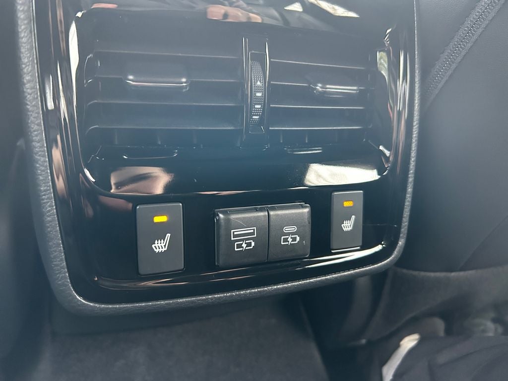 2022 Toyota Avalon Hybrid Limited