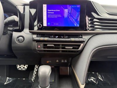 2026 Toyota Camry SE Hybrid