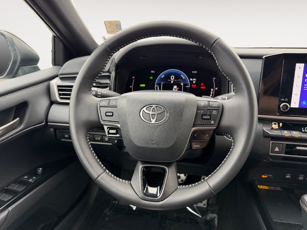 2026 Toyota Camry SE Hybrid