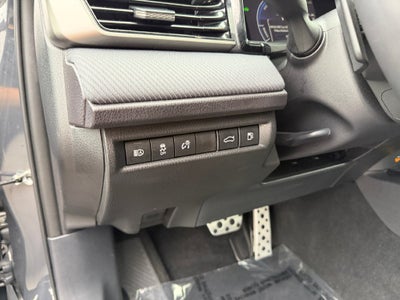 2026 Toyota Camry SE Hybrid