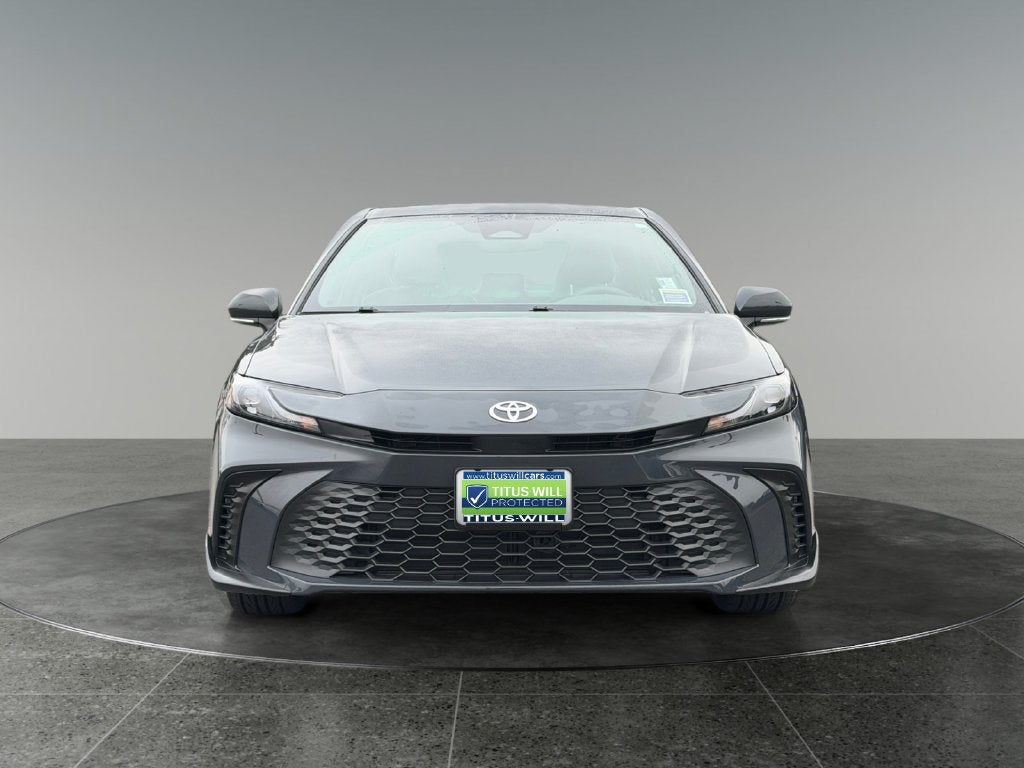 2026 Toyota Camry SE Hybrid