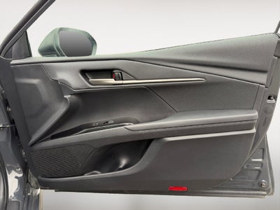 2026 Toyota Camry SE Hybrid