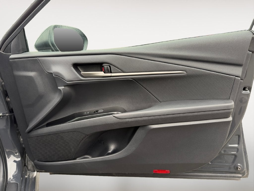 2026 Toyota Camry SE Hybrid