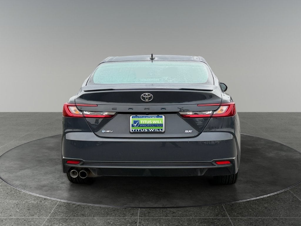 2026 Toyota Camry SE Hybrid