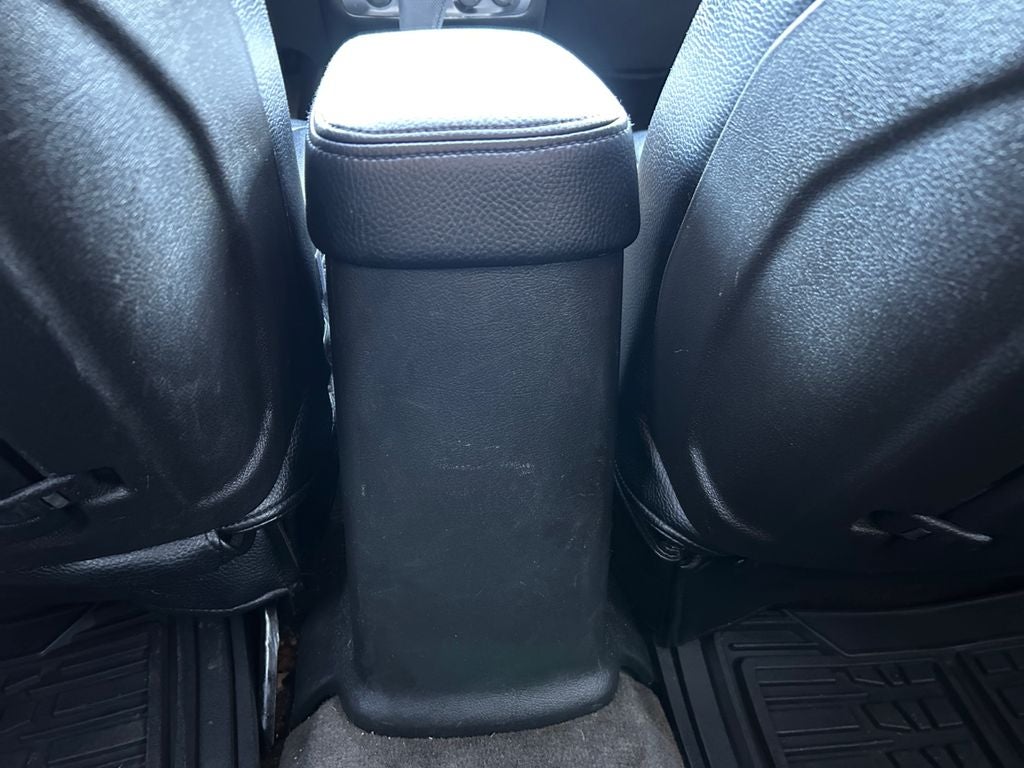 2010 Hummer H3 Base