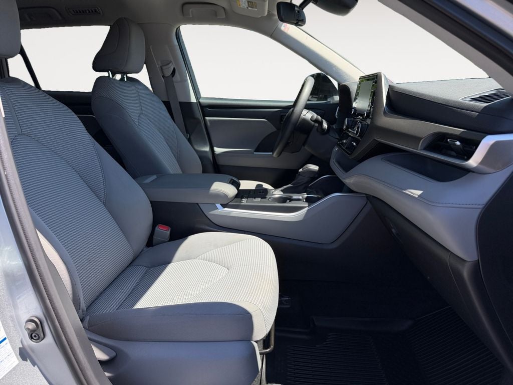 2021 Toyota Highlander L