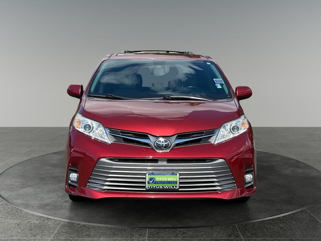 2018 Toyota Sienna XLE Premium 7 Passenger