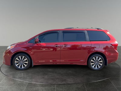 2018 Toyota Sienna XLE Premium 7 Passenger