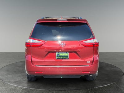 2018 Toyota Sienna XLE Premium 7 Passenger