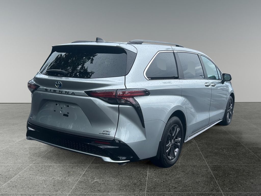 2024 Toyota Sienna XSE 7 Passenger