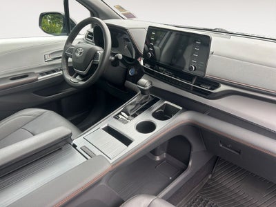 2024 Toyota Sienna XSE 7 Passenger