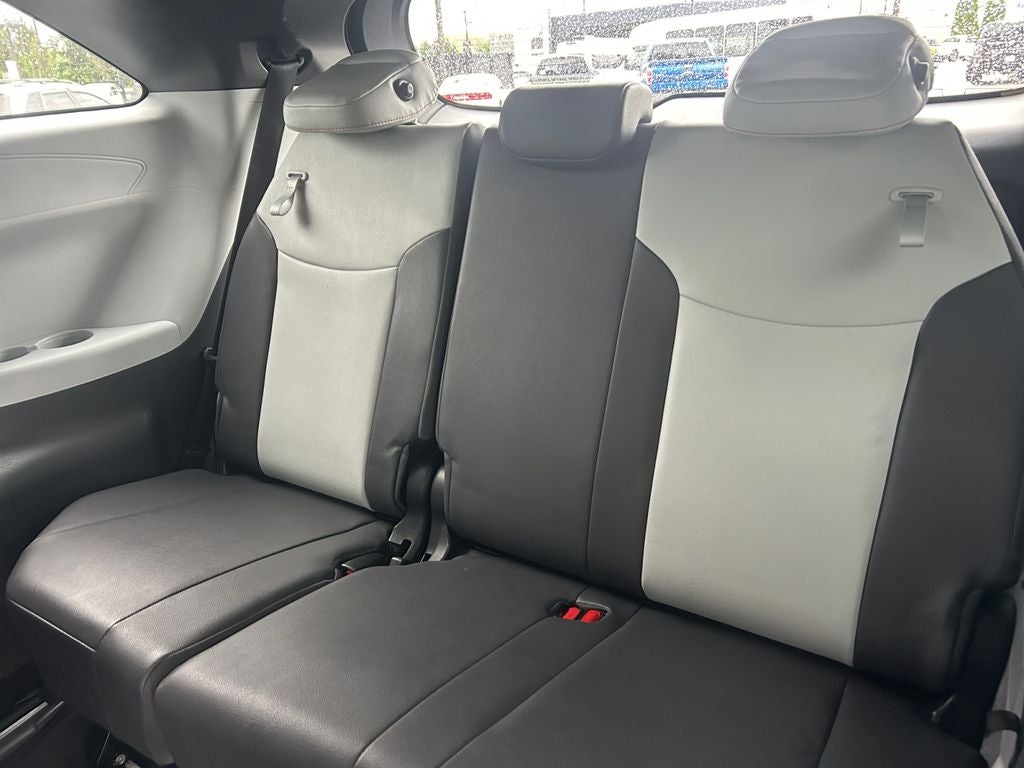 2024 Toyota Sienna XSE 7 Passenger