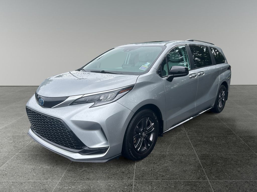 2024 Toyota Sienna XSE 7 Passenger