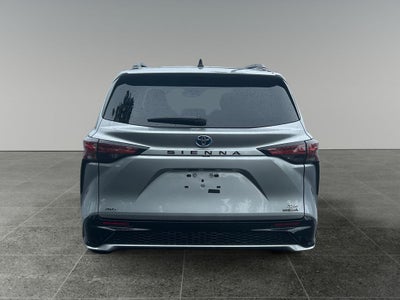 2024 Toyota Sienna XSE 7 Passenger