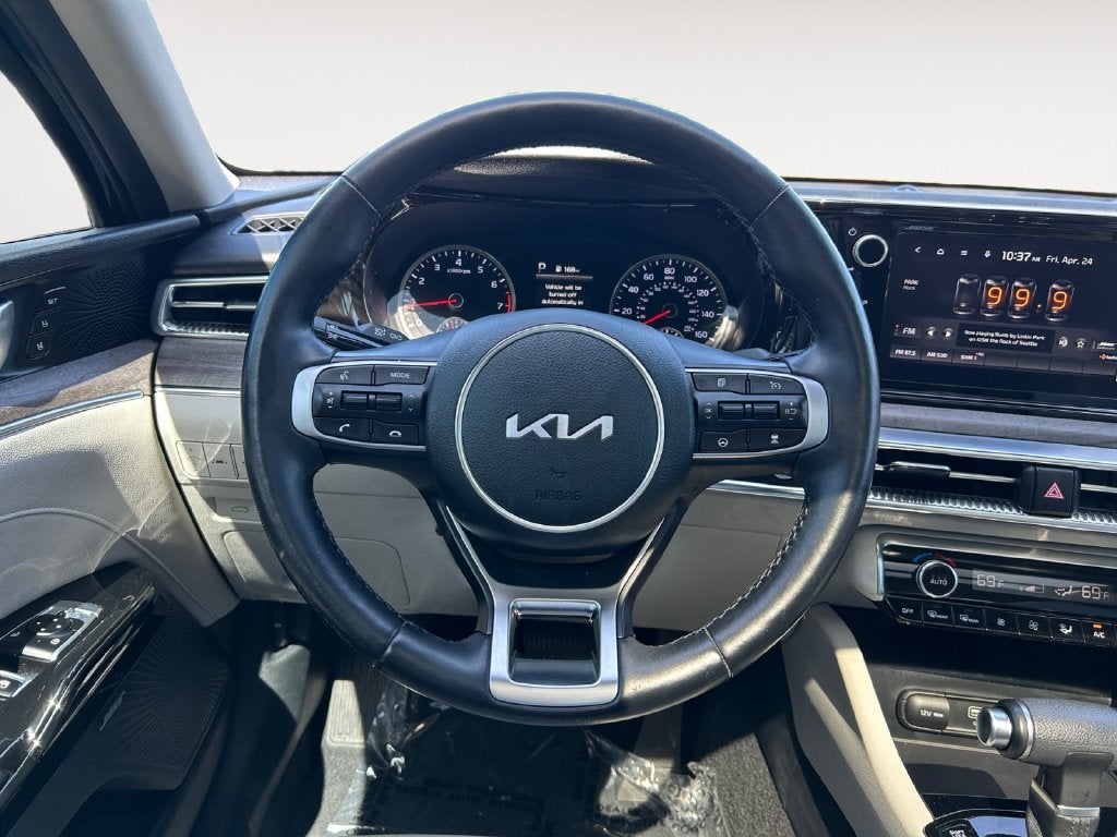 2022 Kia K5 EX