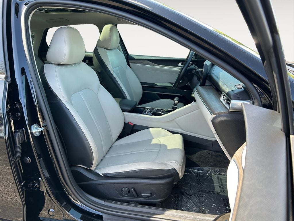 2022 Kia K5 EX