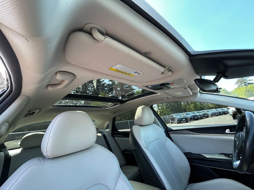 2022 Kia K5 EX