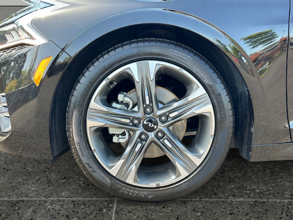 2022 Kia K5 EX