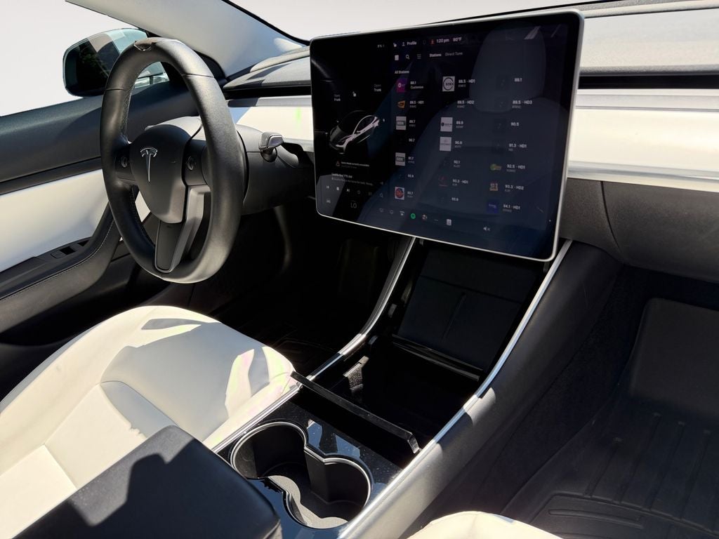 2020 Tesla Model 3 Standard Range Plus