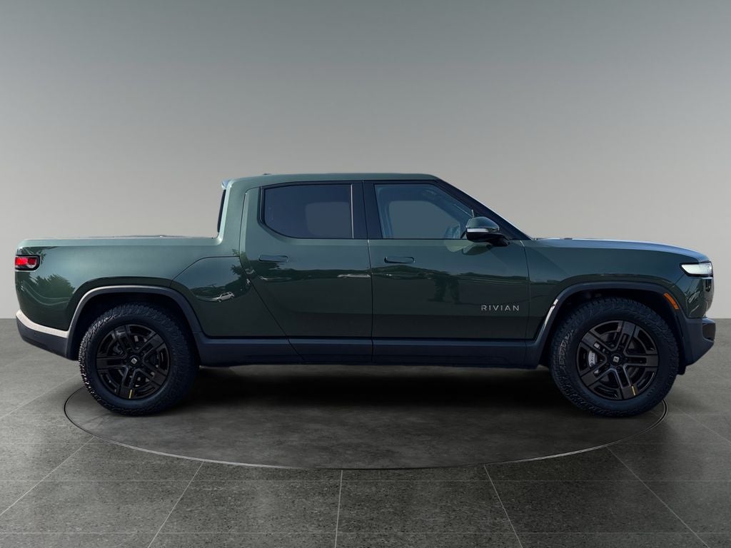 2024 Rivian R1T Base