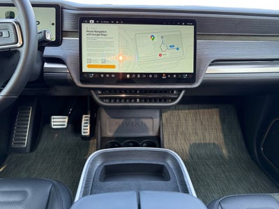 2024 Rivian R1T Base