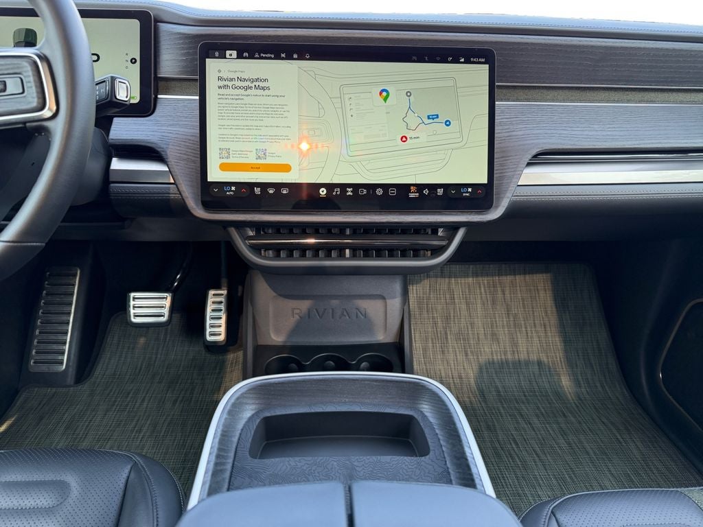 2024 Rivian R1T Base
