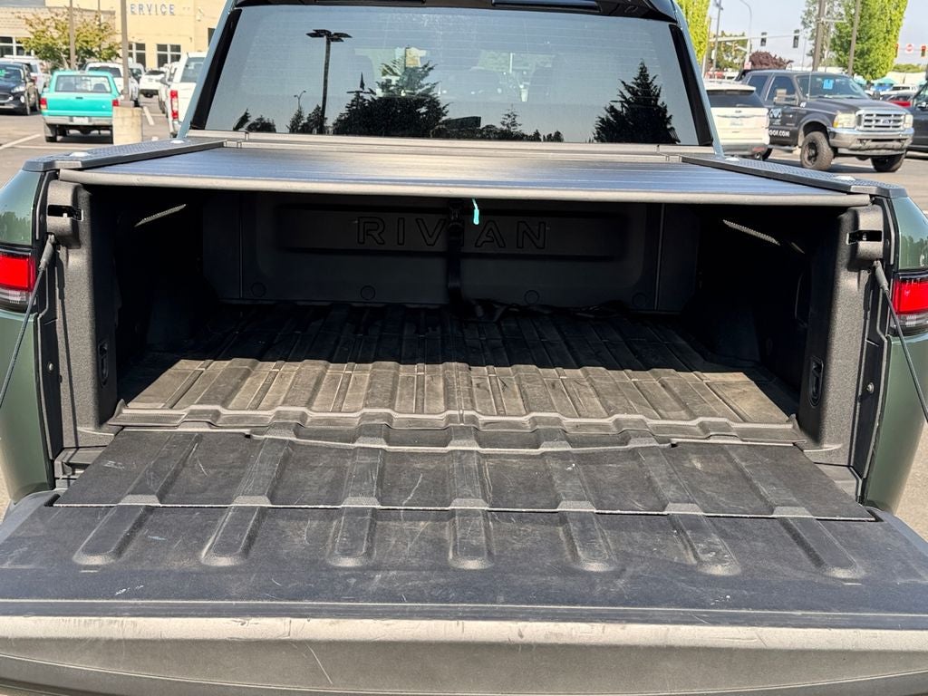 2024 Rivian R1T Base