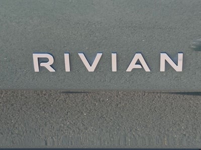 2024 Rivian R1T Base