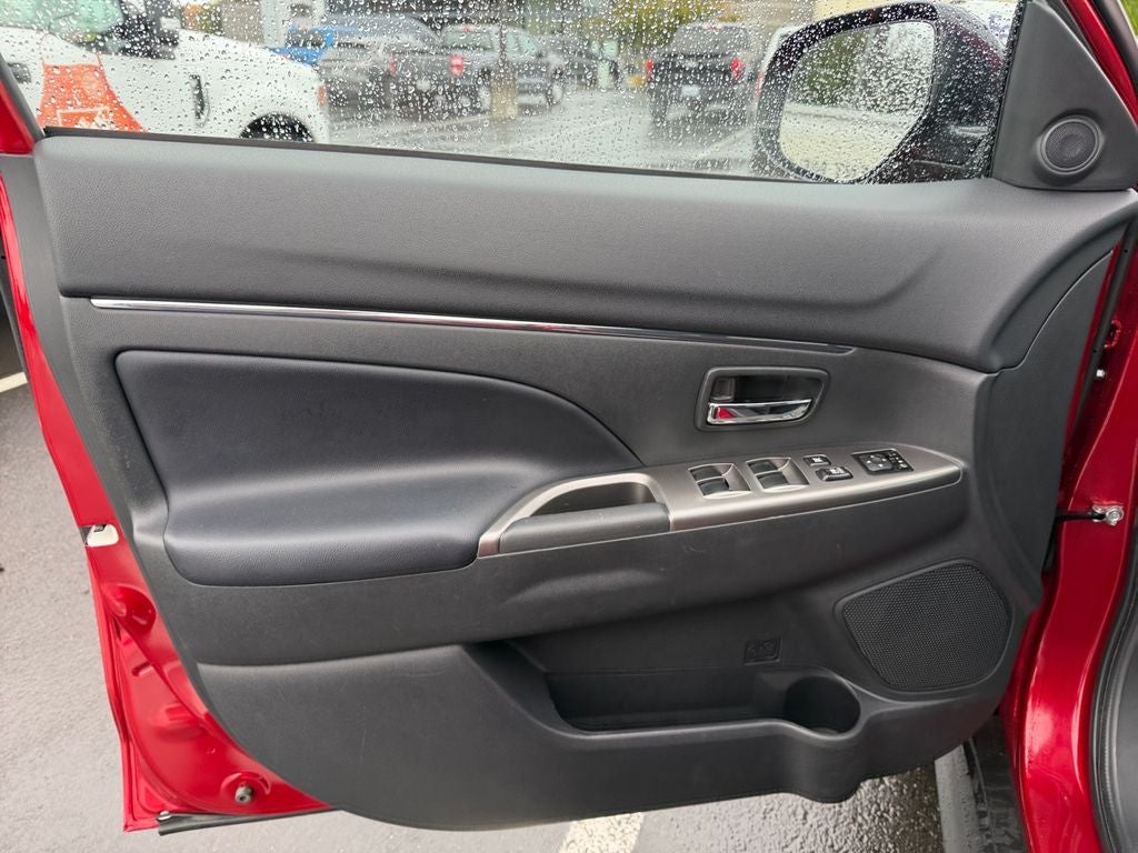 2025 Mitsubishi Outlander Sport 2.0 SE