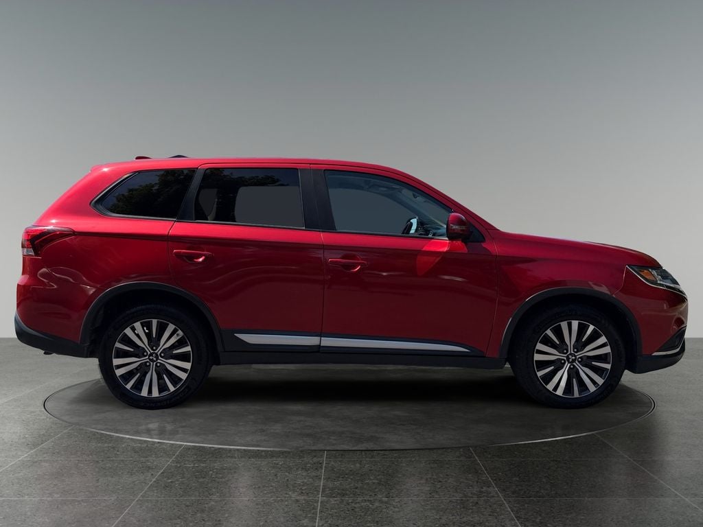 2019 Mitsubishi Outlander SE
