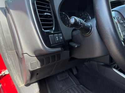 2019 Mitsubishi Outlander SE