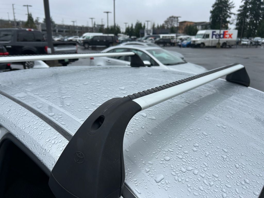 2021 Toyota Prius LE