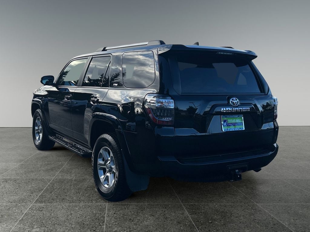 2022 Toyota 4Runner SR5 Premium W/ 3RD ROW