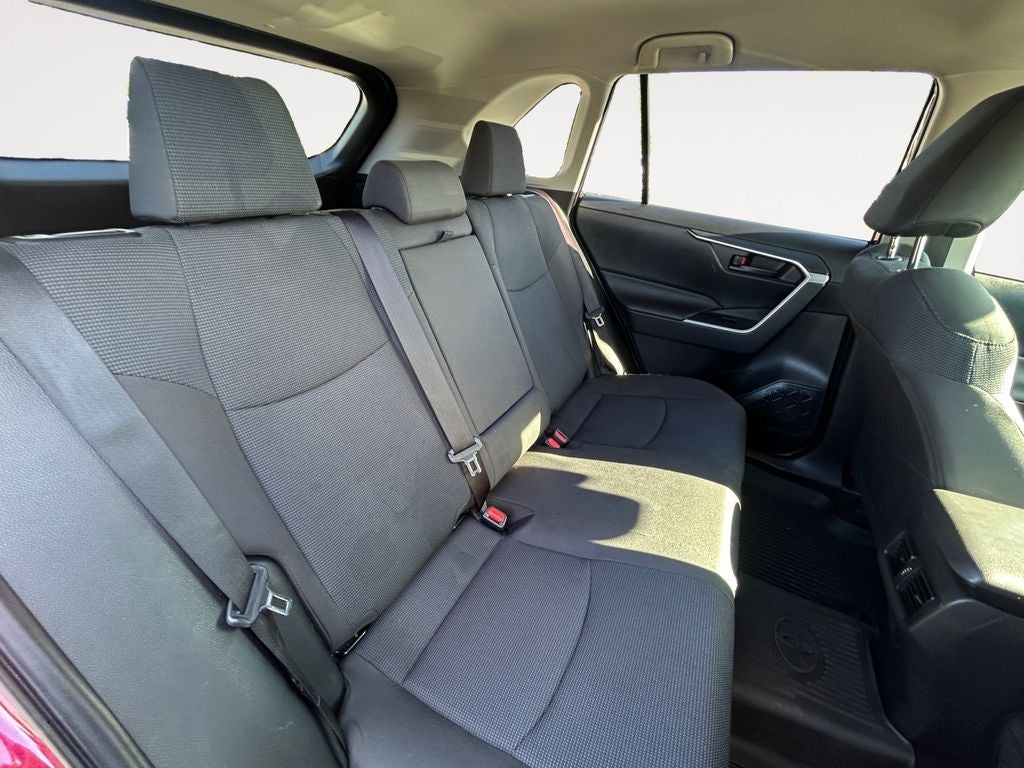 2023 Toyota RAV4 Hybrid LE