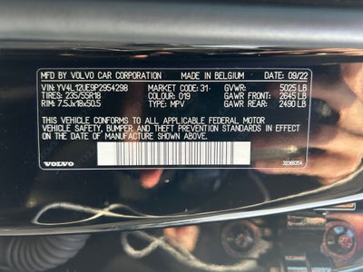 2023 Volvo XC40 B5 Plus Bright Theme