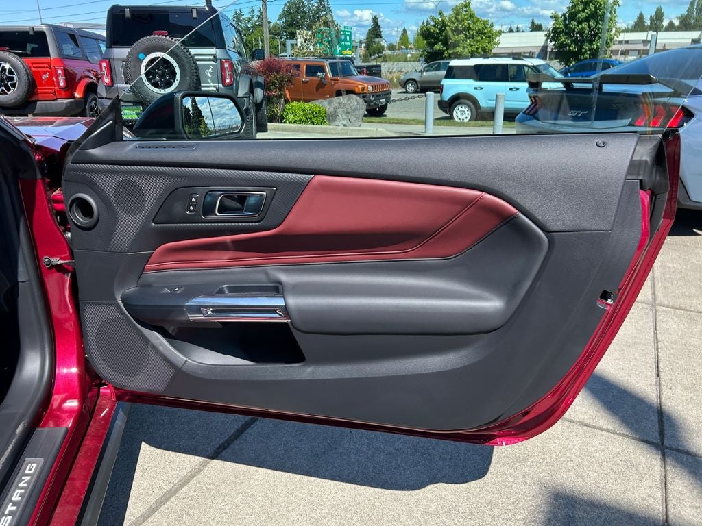 2025 Ford Mustang GT Premium