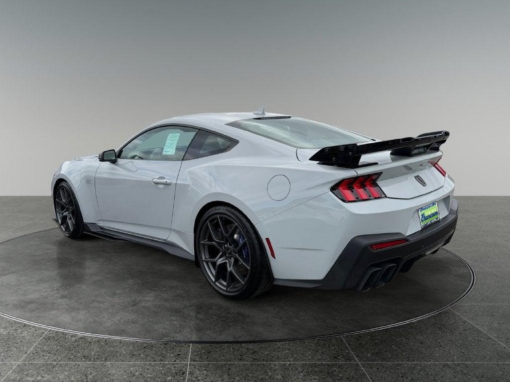 2026 Ford Mustang Dark Horse