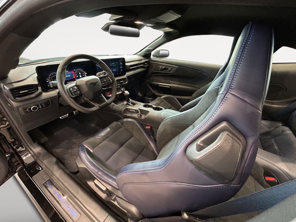 2025 Ford Mustang Dark Horse