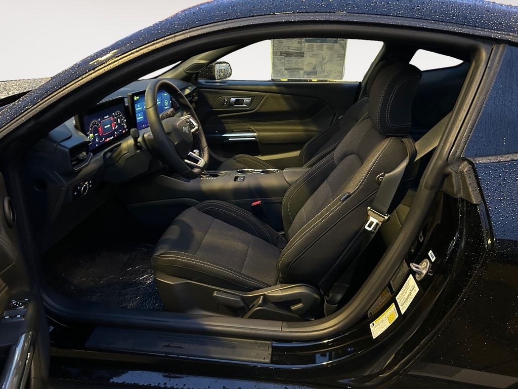 2025 Ford Mustang EcoBoost