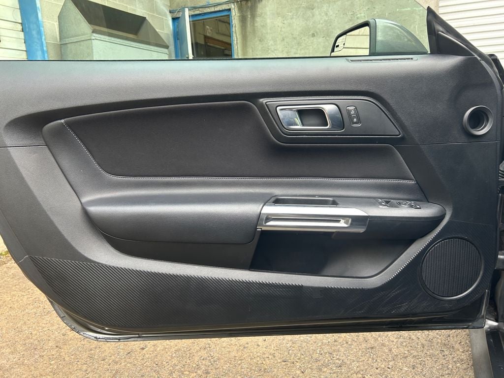 2020 Ford Mustang EcoBoost