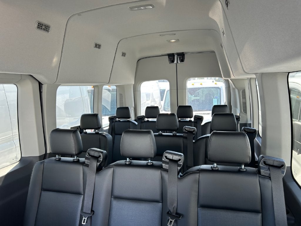 2025 Ford Transit-350 XL