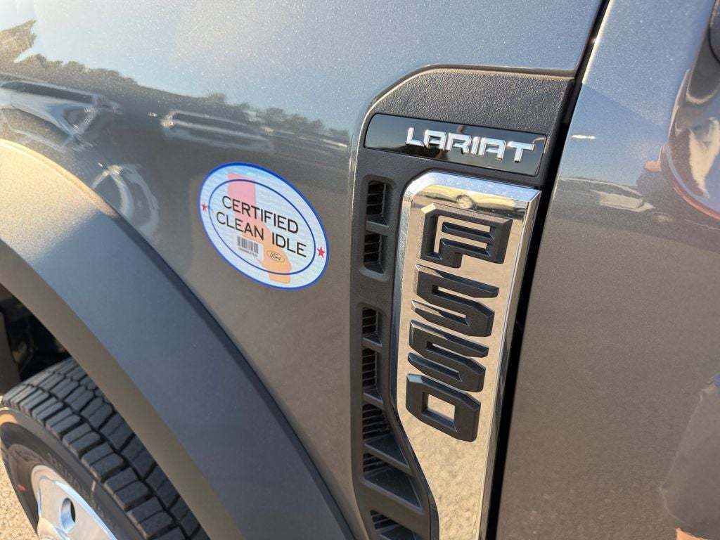 2026 Ford F-550SD Lariat DRW