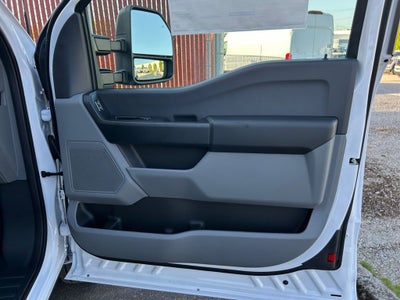 2025 Ford F-350SD Chassis XL